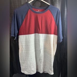 American Eagle 2 Shirt bundle
